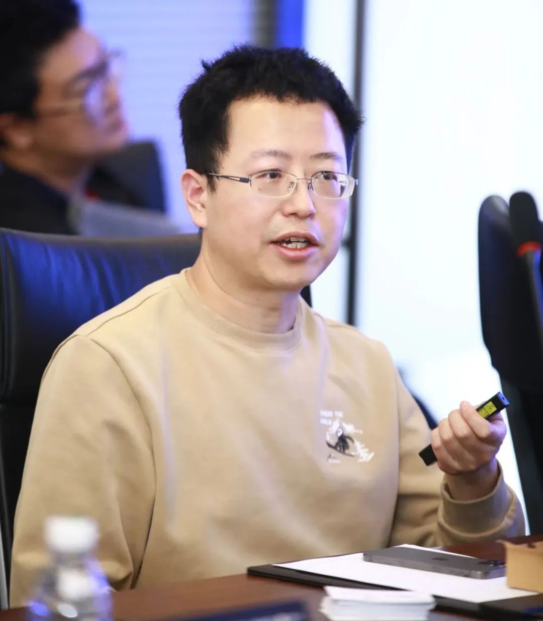 < 旷视科技运营治理认真人曹志敏 >
